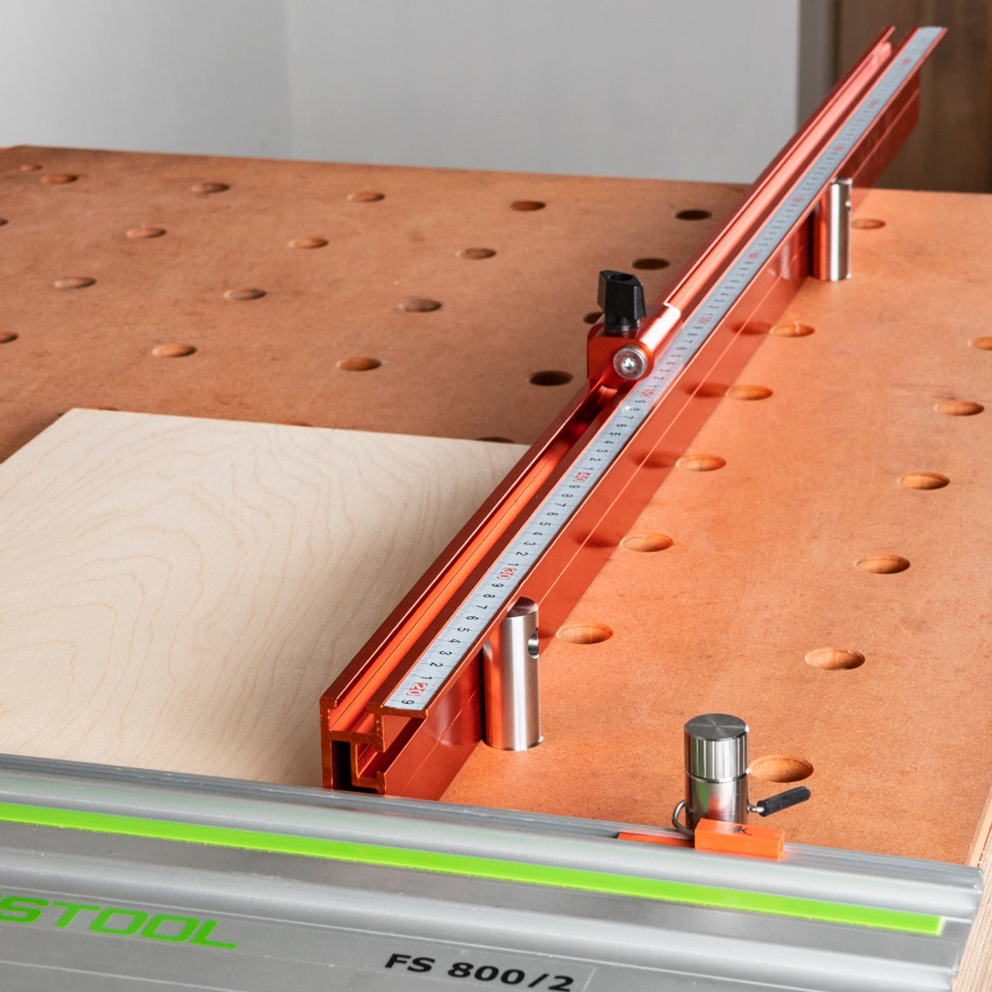 Fence and Length Stop for Guide Rail Saws