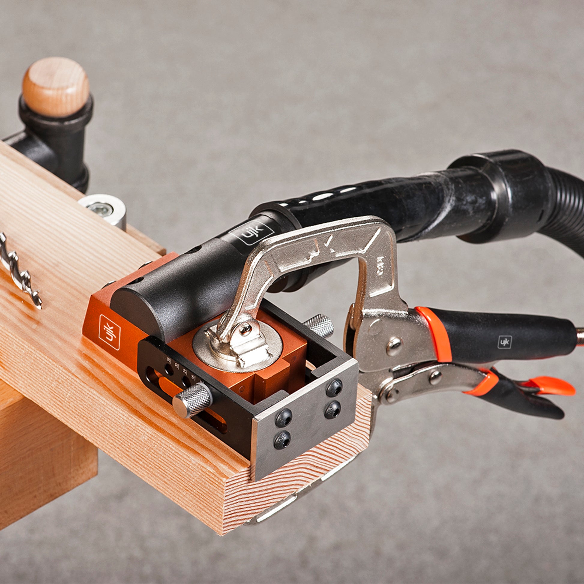 Portable Plate for Pocket Hole Jig