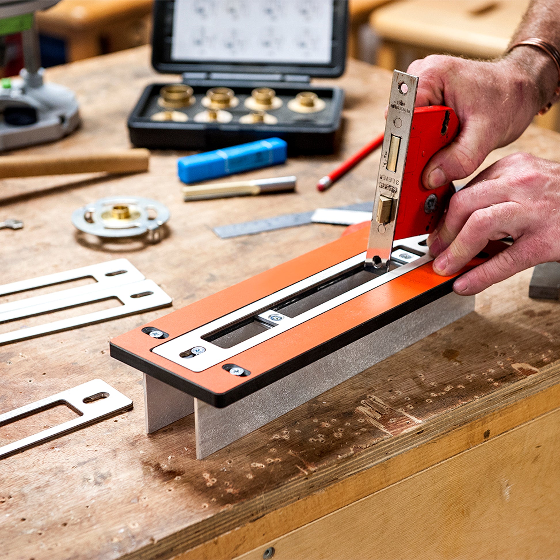 Compact Lock Jig